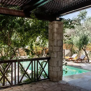 Koukounari Luxury Villa